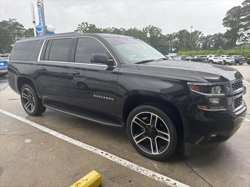 2020 Chevrolet Suburban LT