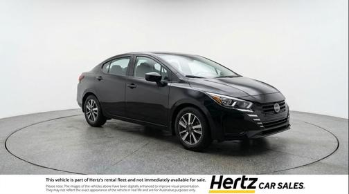 Super Black 2025 Nissan Versa 1.6 SV