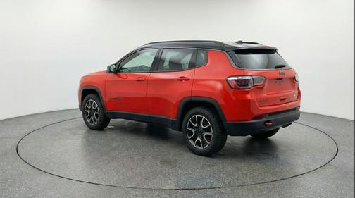 Red Hot Pearlcoat 2025 Jeep Compass Trailhawk