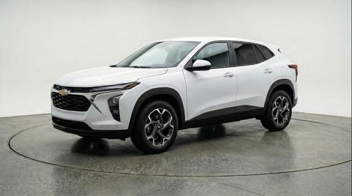 Summit White 2025 Chevrolet Trax LT