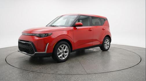 Inferno Red 2025 Kia Soul LX