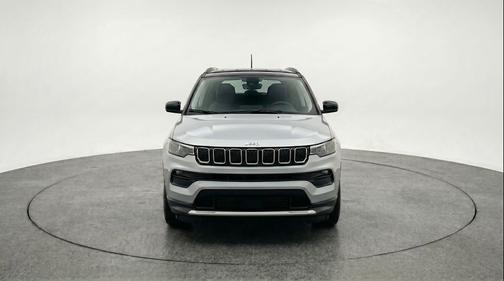 Silver Zynith Metallic Clearcoat 2025 Jeep Compass Limited