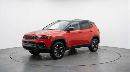 Red Hot Pearlcoat 2025 Jeep Compass Trailhawk