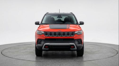 Red Hot Pearlcoat 2025 Jeep Compass Trailhawk