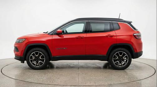Red Hot Pearlcoat 2025 Jeep Compass Trailhawk