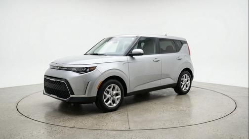 Steel Gray 2025 Kia Soul LX