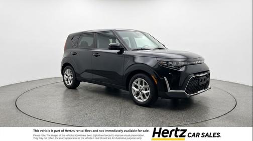Fusion Black 2025 Kia Soul LX