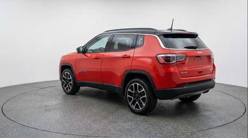 Red Hot Pearlcoat 2025 Jeep Compass Trailhawk