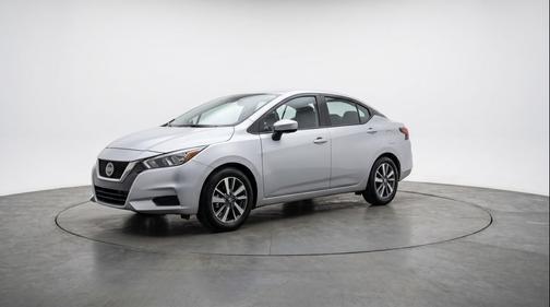 Brilliant Silver Metallic 2025 Nissan Versa 1.6 SV