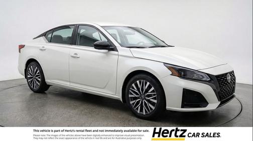 Glacier White 2025 Nissan Altima SV FWD
