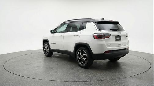 Bright White Clearcoat 2025 Jeep Compass Limited