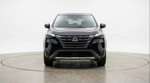 Super Black 2025 Nissan Rogue SV