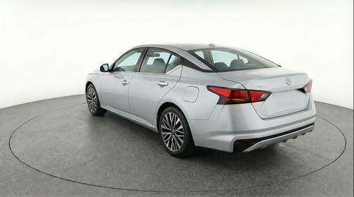 Gun Metallic 2025 Nissan Altima SV FWD