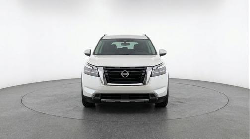 Glacier White 2025 Nissan Pathfinder SV FWD