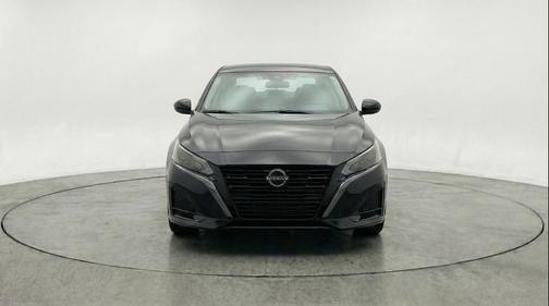 Super Black 2025 Nissan Altima SV FWD