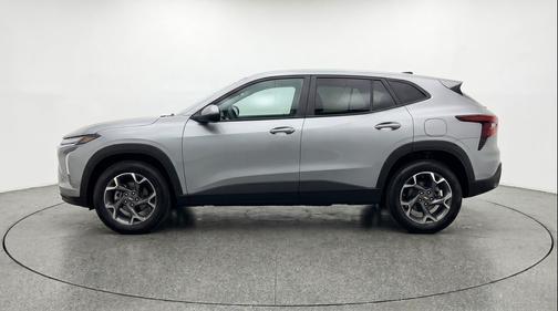 Sterling Gray Metallic 2025 Chevrolet Trax LT