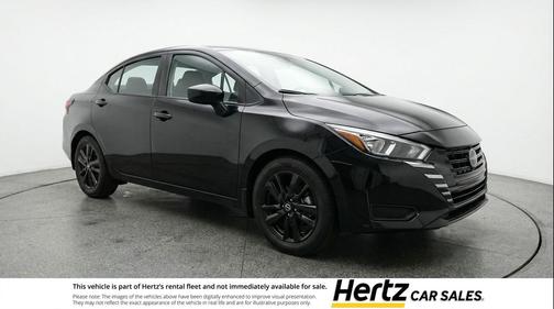 Super Black 2025 Nissan Versa 1.6 SV