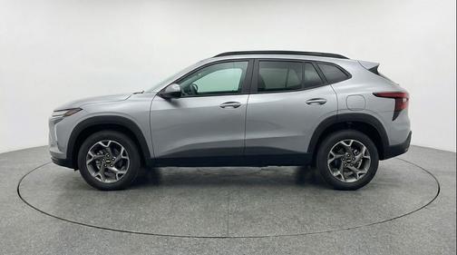 Sterling Gray Metallic 2025 Chevrolet Trax LT
