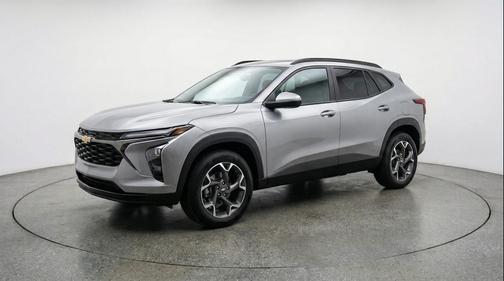 Sterling Gray Metallic 2025 Chevrolet Trax LT