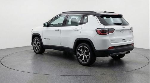 Bright White Clearcoat 2025 Jeep Compass Limited