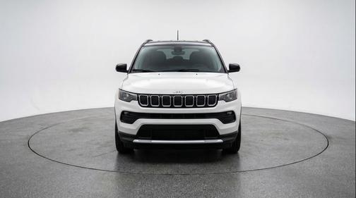 Bright White Clearcoat 2025 Jeep Compass Limited