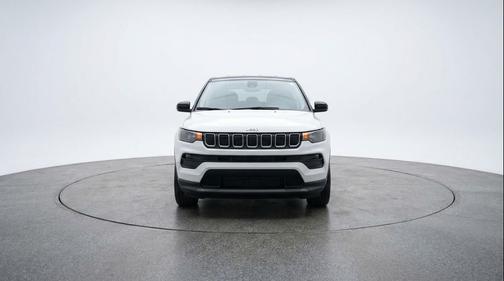 Bright White Clearcoat 2025 Jeep Compass Limited