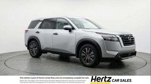 Brilliant Silver Metallic 2025 Nissan Pathfinder SV FWD