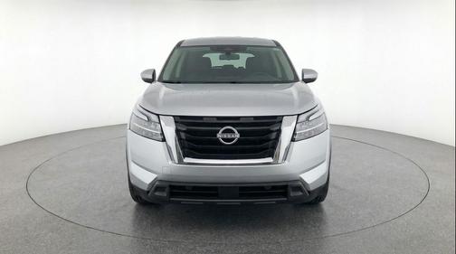 Brilliant Silver Metallic 2025 Nissan Pathfinder SV FWD