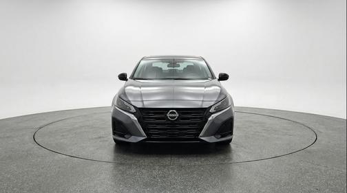 Gun Metallic 2025 Nissan Altima SV FWD