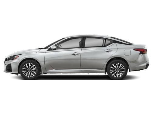 Brilliant Silver Metallic 2024 Nissan Altima 2.5 SV
