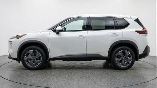 Brilliant Silver Metallic 2025 Nissan Rogue SV