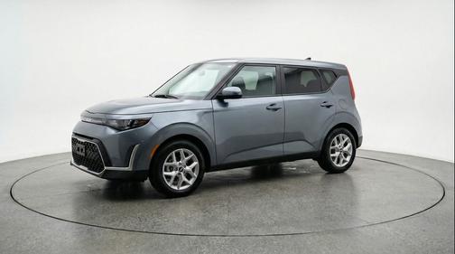 Gravity Gray 2025 Kia Soul LX