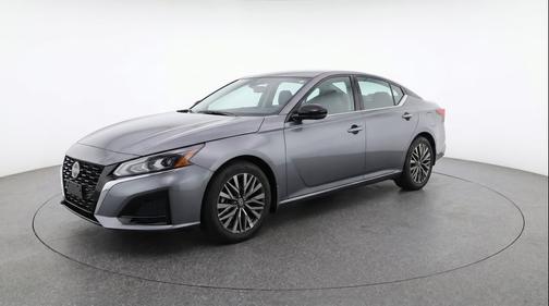 Gun Metallic 2025 Nissan Altima SV FWD