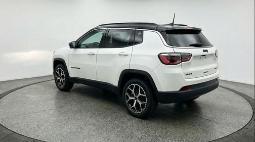 Bright White Clearcoat 2025 Jeep Compass Limited