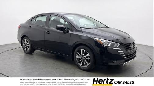 Super Black 2025 Nissan Versa 1.6 SV