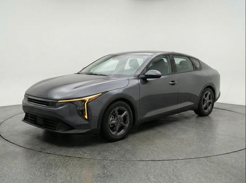 Interstellar Gray 2025 Kia K4 LXS