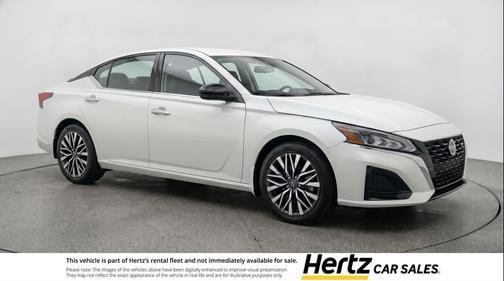 Glacier White 2025 Nissan Altima SV FWD