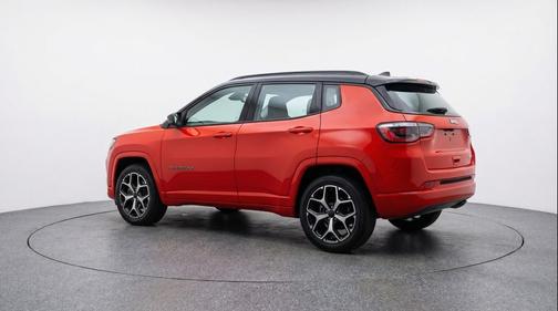 Red Hot Pearlcoat 2025 Jeep Compass Limited