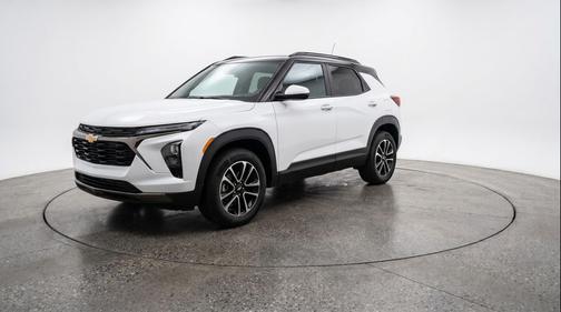 Summit White 2025 Chevrolet Trailblazer LT