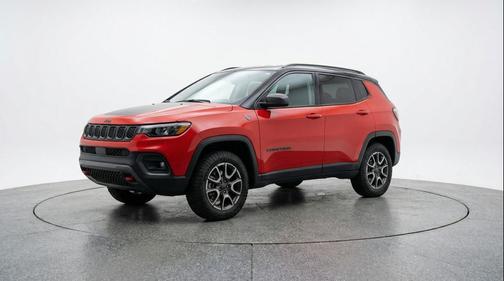 Red Hot Pearlcoat 2025 Jeep Compass Trailhawk