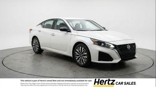 Glacier White 2025 Nissan Altima SV FWD