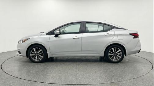 Brilliant Silver Metallic 2025 Nissan Versa 1.6 SV