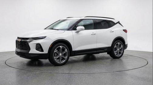Summit White 2025 Chevrolet Blazer 2LT