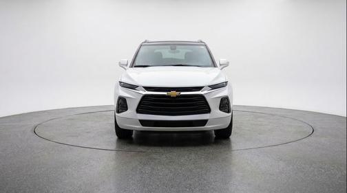 Summit White 2025 Chevrolet Blazer 2LT