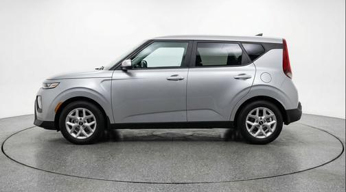 Steel Gray 2025 Kia Soul LX