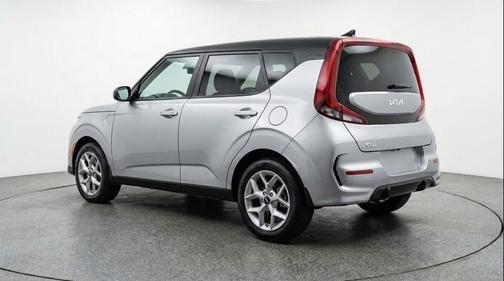 Steel Gray 2025 Kia Soul LX
