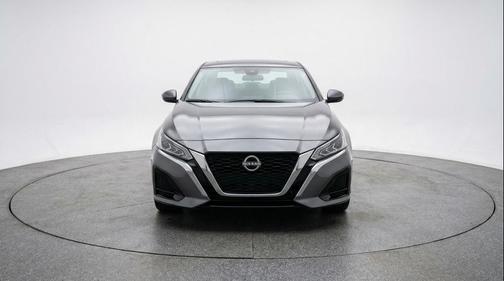 Gun Metallic 2025 Nissan Altima SV FWD