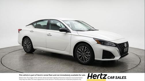 Glacier White 2025 Nissan Altima SV FWD