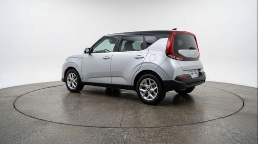 Steel Gray 2025 Kia Soul LX