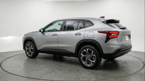Sterling Gray Metallic 2025 Chevrolet Trax LT